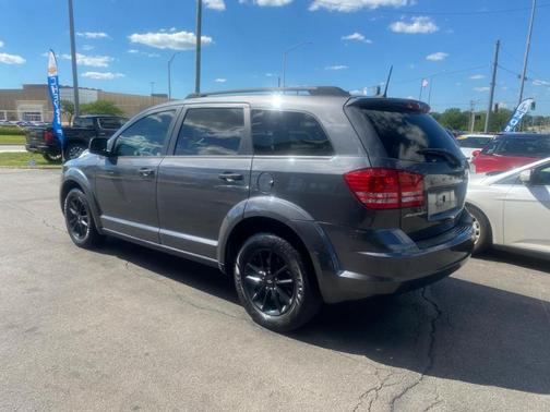 Black 2020 Dodge Journey SE Value