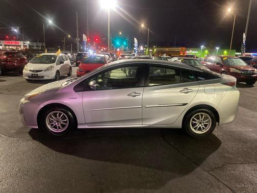 2016 Toyota Prius Two