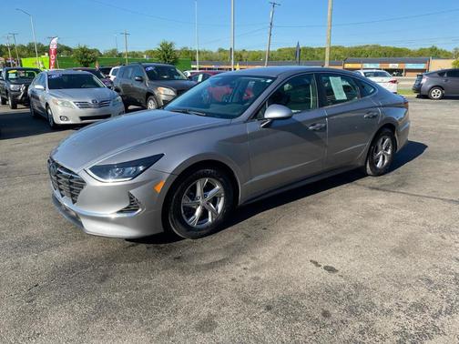 Silver 2021 Hyundai SONATA SE
