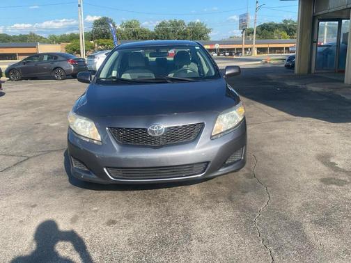 Gray 2009 Toyota Corolla S
