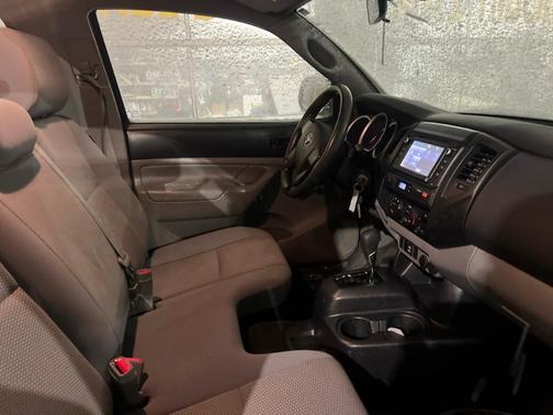 2014 Toyota Tacoma Base