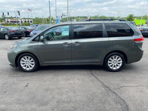 Green 2012 Toyota Sienna Limited