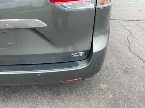 Green 2012 Toyota Sienna Limited