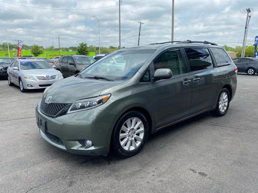 Green 2012 Toyota Sienna Limited