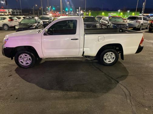 2014 Toyota Tacoma Base