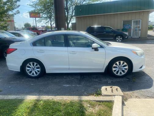 Crystal White Pearl 2015 Subaru Legacy 2.5i Premium