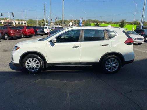 2017 Nissan Rogue S