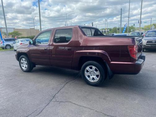 Maroon 2009 Honda Ridgeline RTS