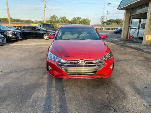 2020 Hyundai ELANTRA VALUE