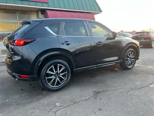 2021 Mazda CX-5 Carbon Edition