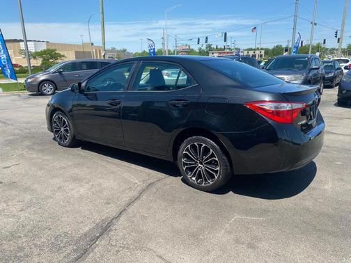 Black 2016 Toyota Corolla S Premium