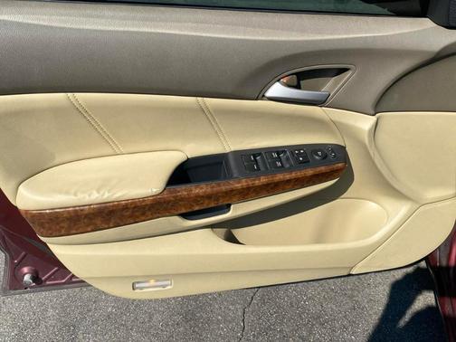 Burgundy 2008 Honda Accord EX-L