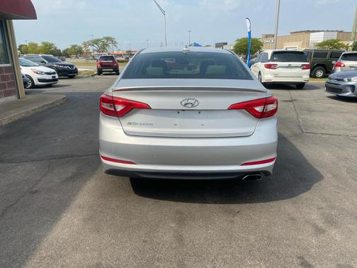2015 Hyundai SONATA SE