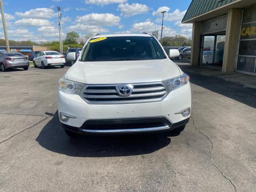 White 2013 Toyota Highlander Limited
