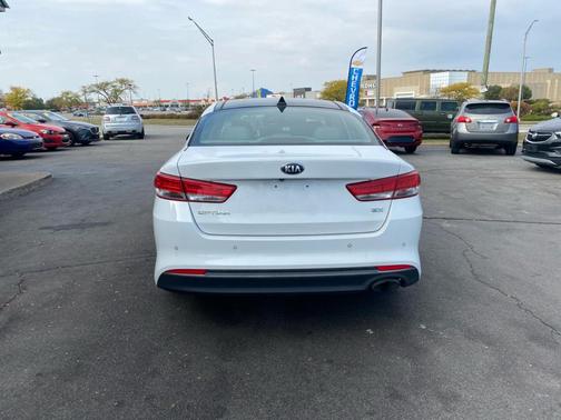 2017 Kia Optima EX