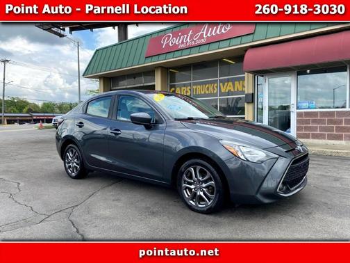 2019 Toyota Yaris Sedan LE