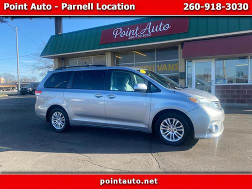 2013 Toyota Sienna XLE