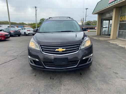 Gray 2015 Chevrolet Traverse 1LT