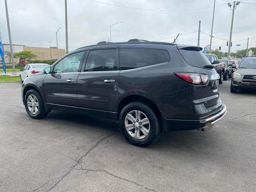 Gray 2015 Chevrolet Traverse 1LT