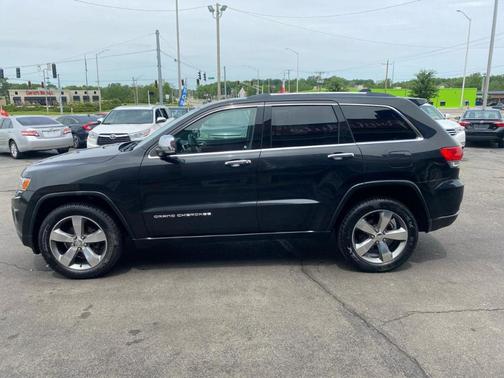 Black 2016 Jeep Grand Cherokee Limited