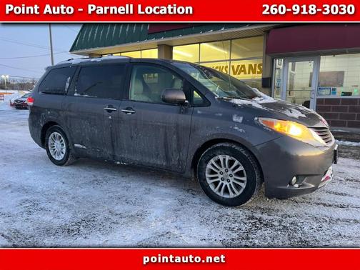 2012 Toyota Sienna XLE