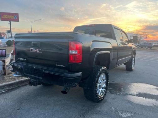 2016 GMC Sierra 2500 Denali