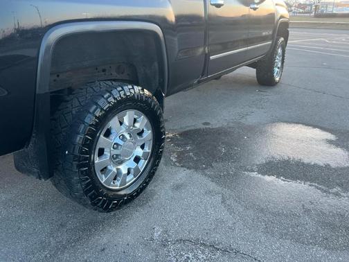 2016 GMC Sierra 2500 Denali
