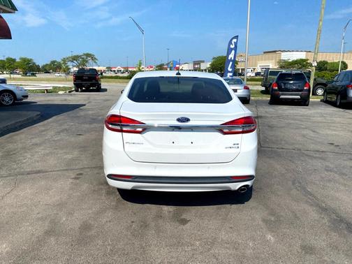 2018 Ford Fusion Hybrid SE