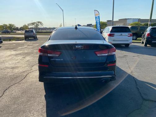 2019 Kia Optima LX