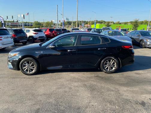 2019 Kia Optima LX