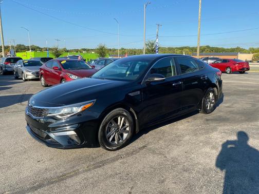 2019 Kia Optima LX