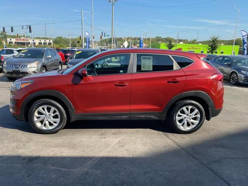 2019 Hyundai TUCSON SE