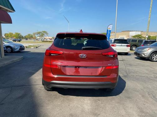 2019 Hyundai TUCSON SE