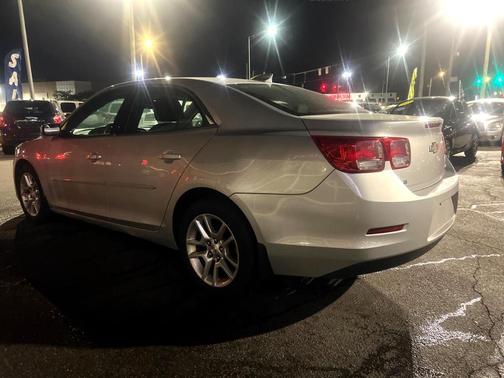 2015 Chevrolet Malibu 1LT