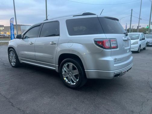 2015 GMC Acadia Denali