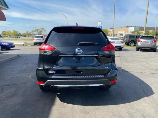 2018 Nissan Rogue S