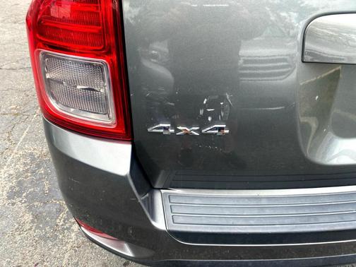 2012 Jeep Compass Sport