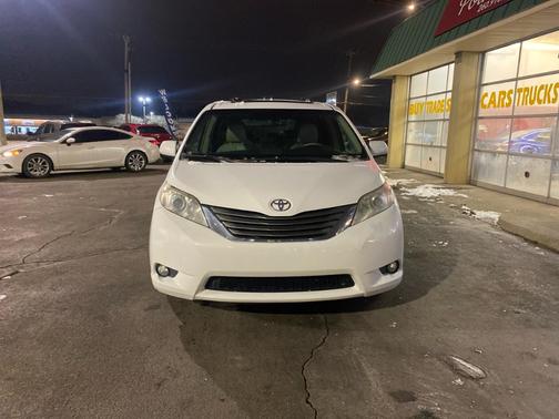 2011 Toyota Sienna Limited