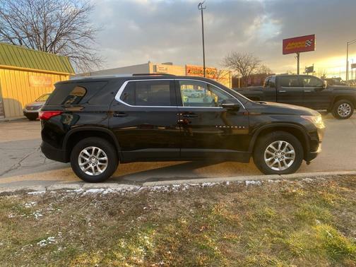 2018 Chevrolet Traverse LT Cloth