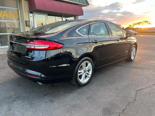 2018 Ford Fusion Hybrid SE