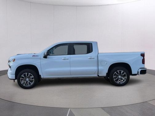 Summit White 2025 Chevrolet Silverado 1500 RST