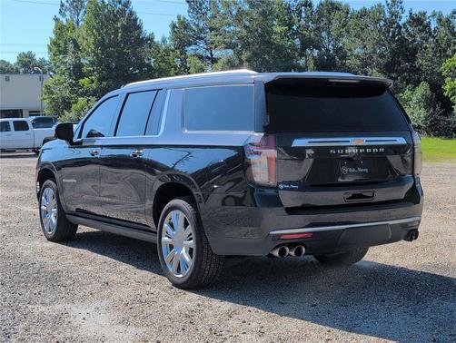 Dark Ash Metallic 2023 Chevrolet Suburban 2WD High Country