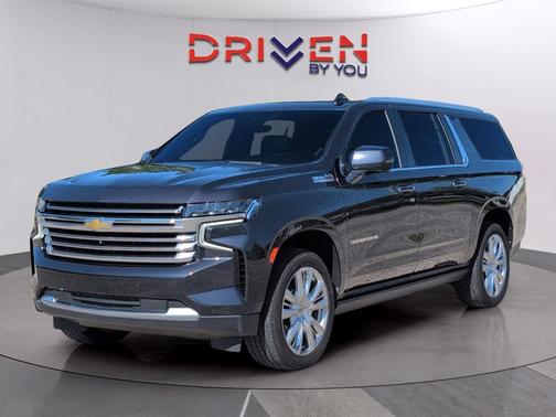 Dark Ash Metallic 2023 Chevrolet Suburban 2WD High Country