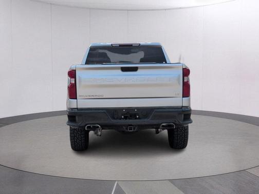 Silver Ice Metallic 2020 Chevrolet Silverado 1500 LT Trail Boss