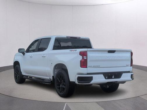 Summit White 2026 Chevrolet Silverado 1500 RST