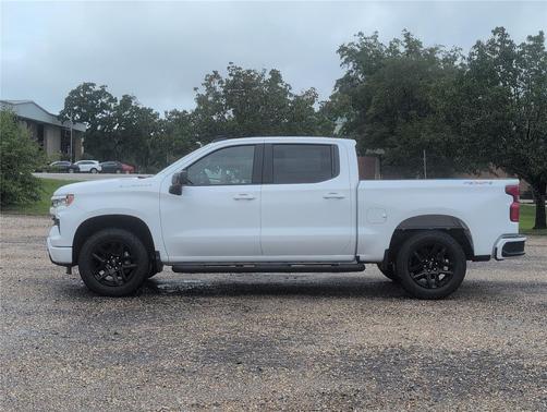 Summit White 2026 Chevrolet Silverado 1500 RST