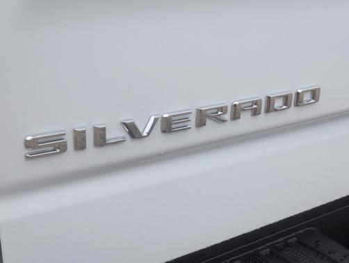 Summit White 2026 Chevrolet Silverado 1500 RST