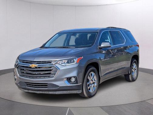 Satin Steel Metallic 2021 Chevrolet Traverse LT Cloth