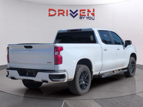 Summit White 2025 Chevrolet Silverado 1500 RST
