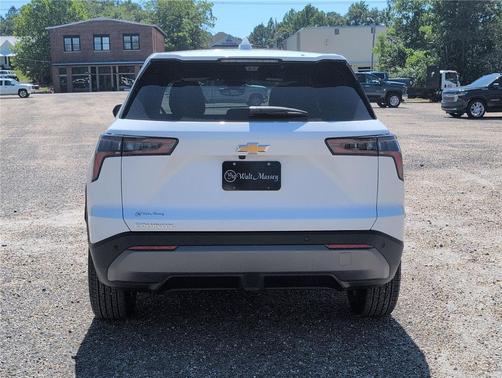 Summit White 2026 Chevrolet Equinox 1LT